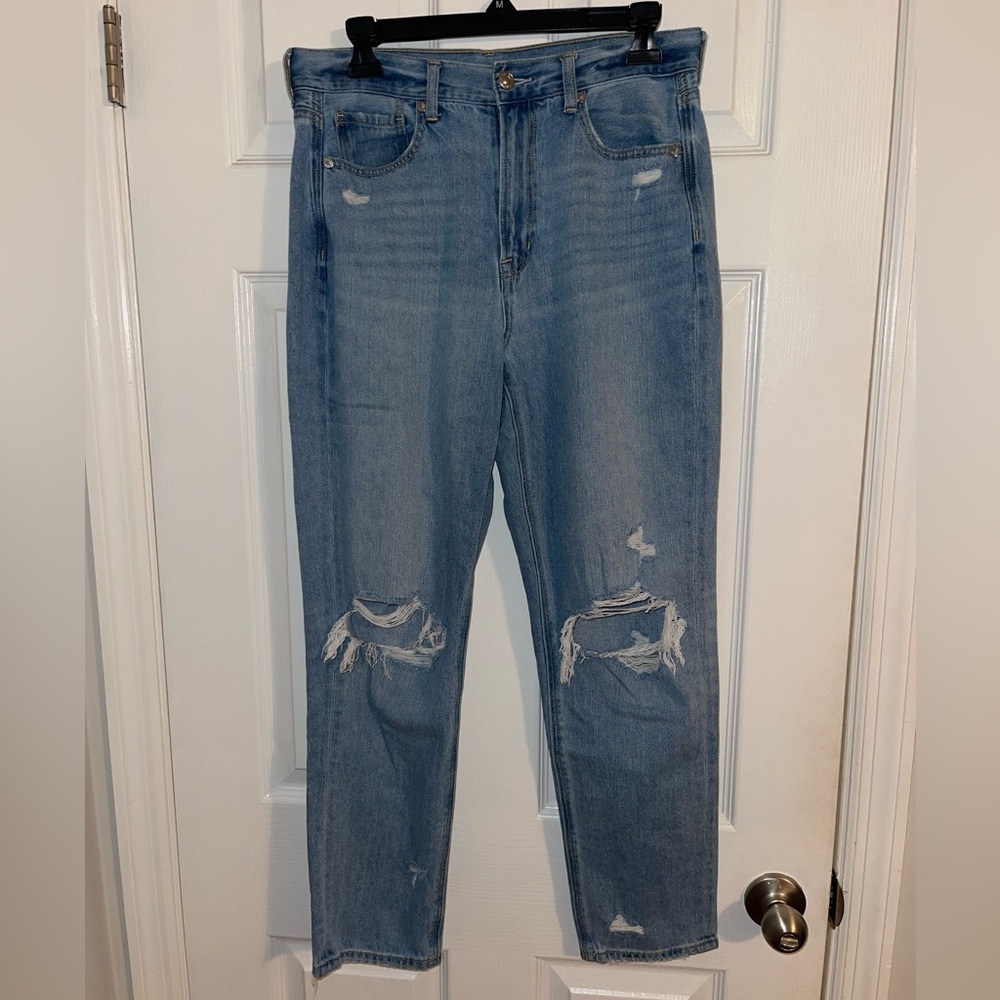 American Eagle Mom Jeans